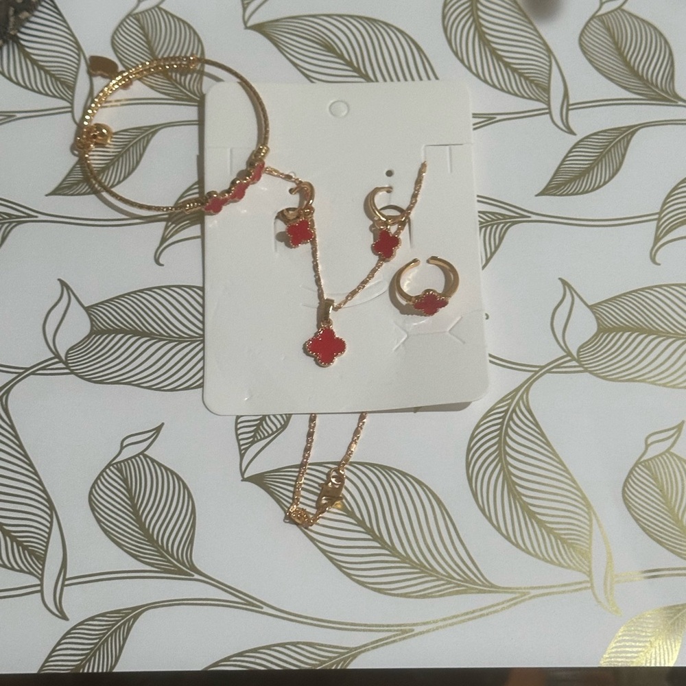 Elegant Red and Gold Jewelry Set